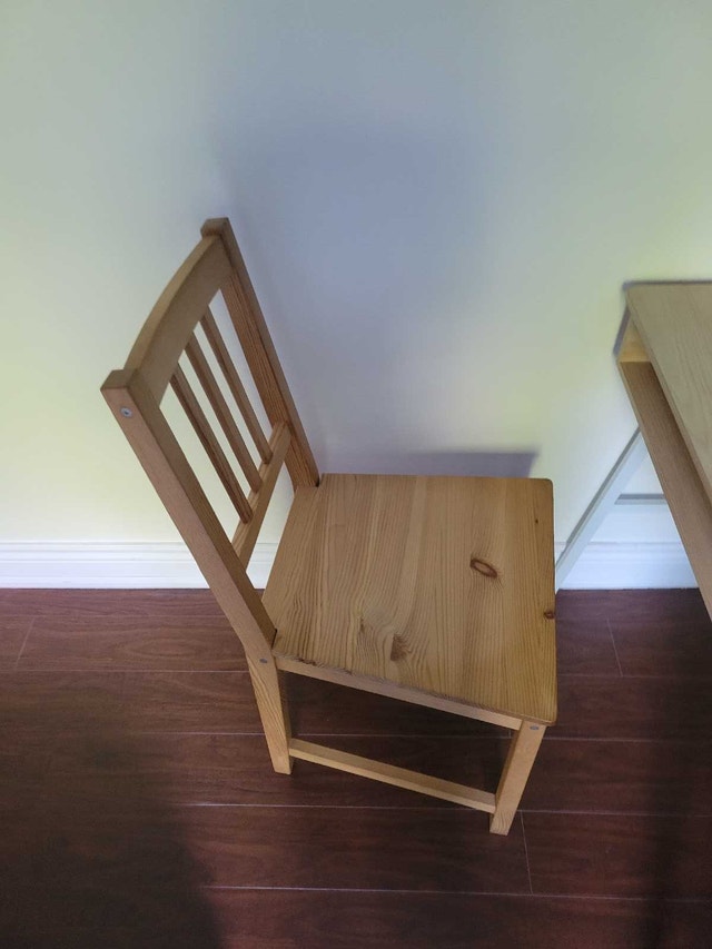 Moving sale Assorted Dining Chairs - photo 3
