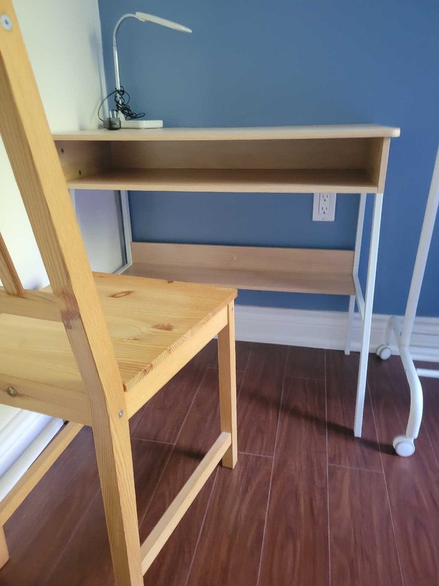 Moving sale: $40 each desk table - photo 3