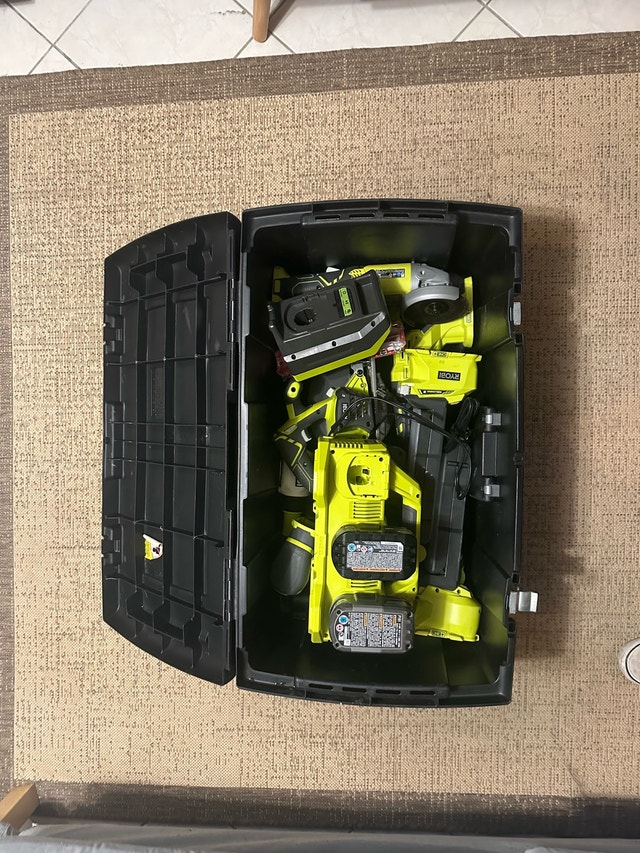 15 piece Ryobi one + tool package - photo 2