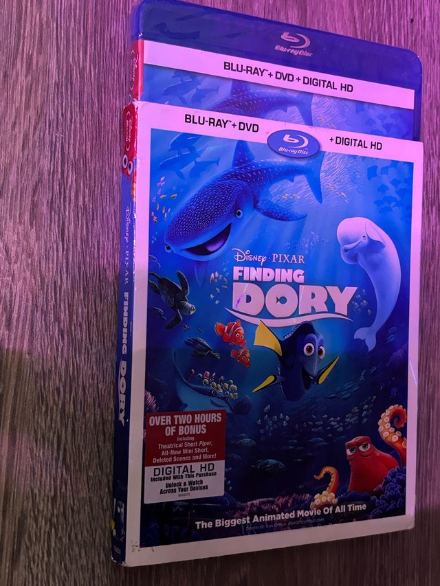 Disney Finding Dory Blu-ray + DVD + Digital HD - photo 5