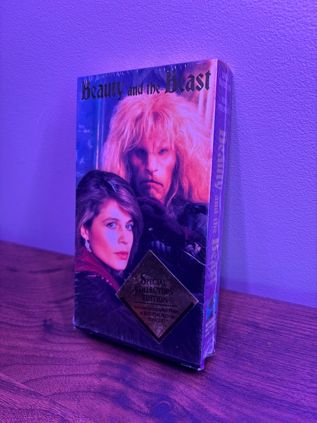 Beauty and the Beast VHS - photo 4