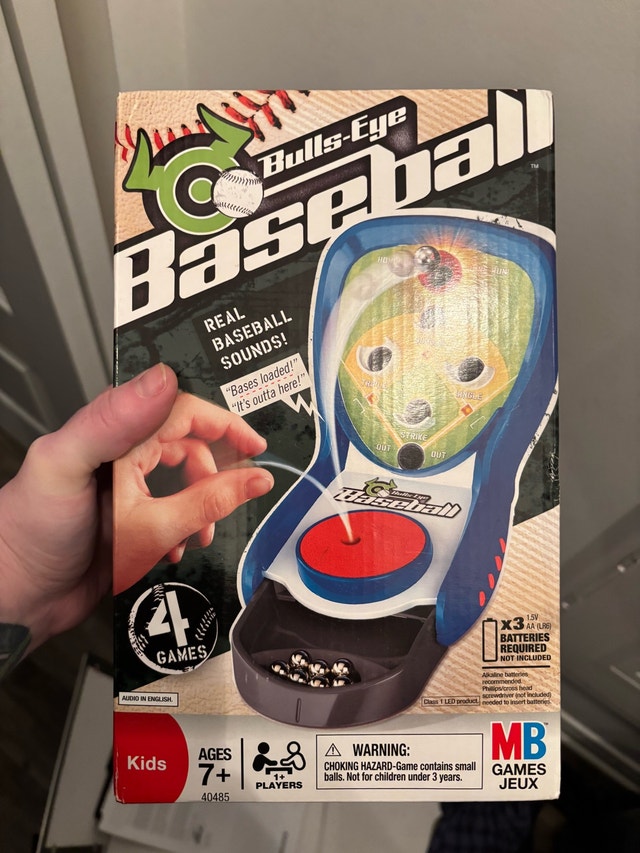 2008 Milton Bradley Bullseye Baseball Game - Rare, unopened
