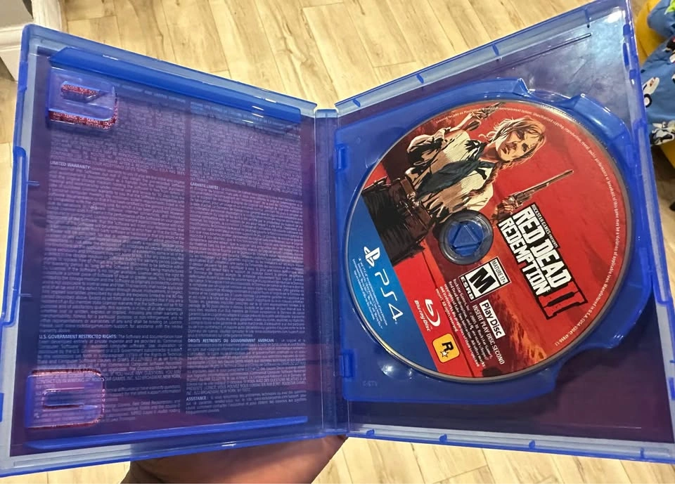 Red Dead Redemption 2 - GTA V PS4 - photo 2