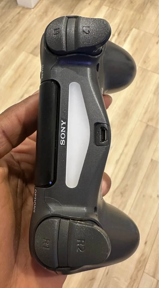 Ps4 Controller - photo 3