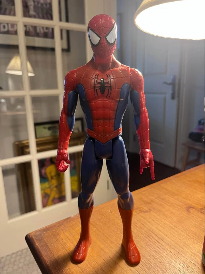 Large Spider-Man Action Figure - photo 5