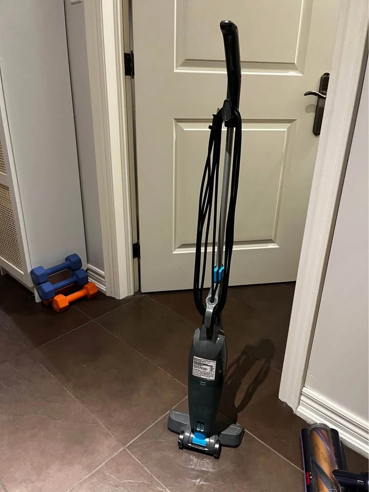 Bissell Stick Vacuum - photo 2