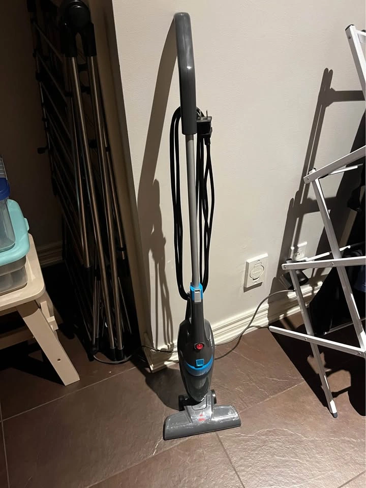 Bissell Stick Vacuum - photo 3