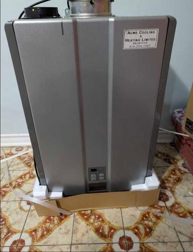 Rinnai RUC80i Tankless Water Heater