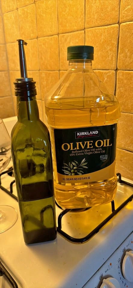Olive Oil Dispenser + 3L Olive Oil Bottle
