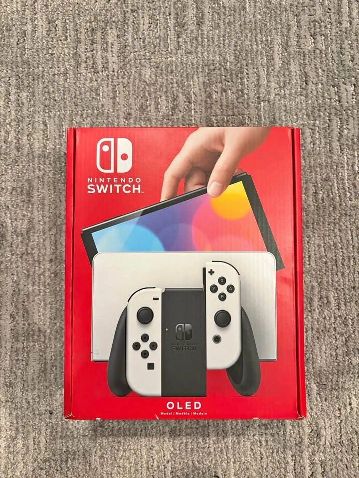 Nintendo Switch OLED BNIB