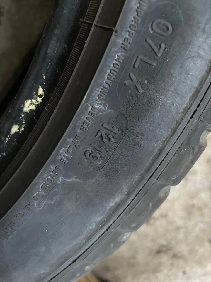 225/45R17 Michelin All Season Tires - Set of 2 Tires - photo 5