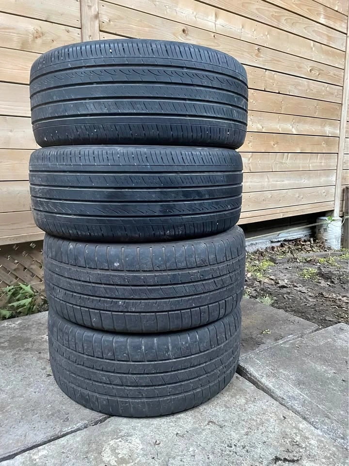 225/45R17 All Season Tires - Set of 4 Tires