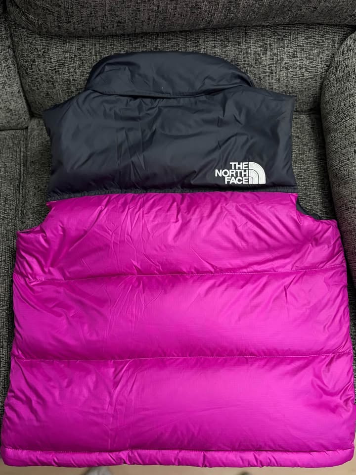 North face puffer vest - photo 2