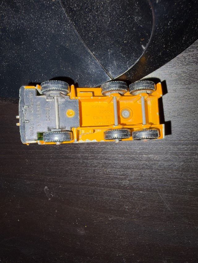Matchbox Dodge Crane Truck - photo 2