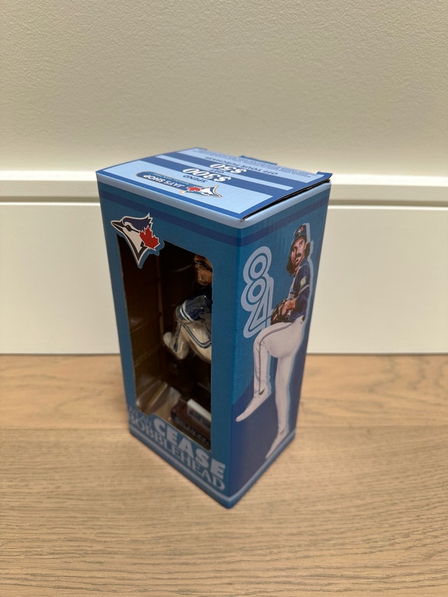 Toronto Blue Jays Dylan Cease Bobblehead - photo 2