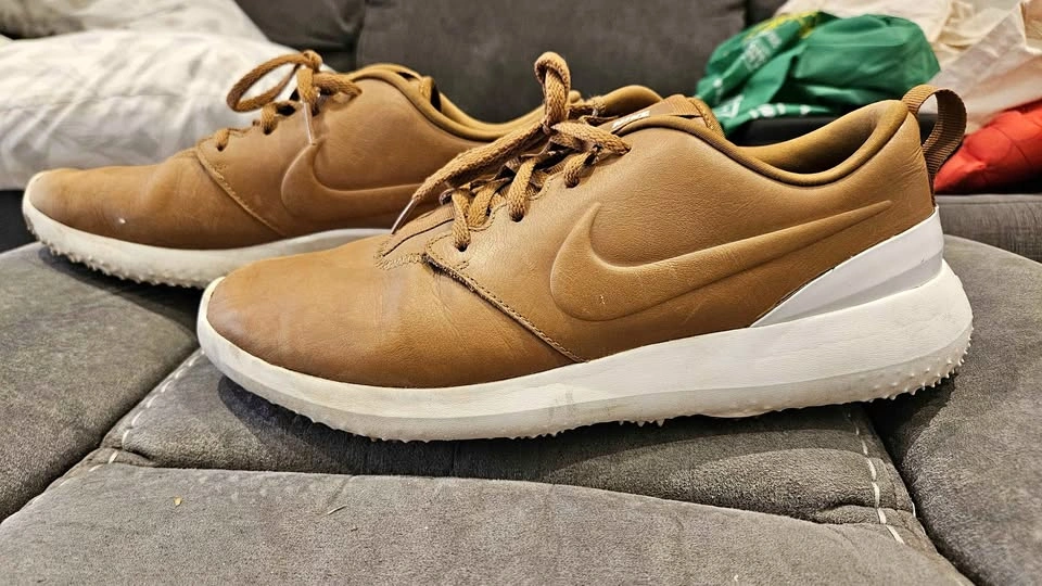 Nike Roshe G Premium Spikeless golf shoe size 10
