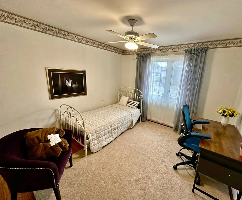 Private room for rent