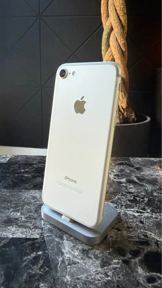 Iphone 7 32gb - photo 3