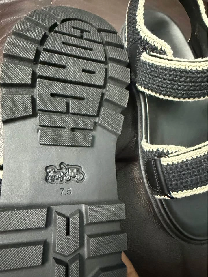 Brand new women Coach Bynn Sandals size 7.5 - photo 3