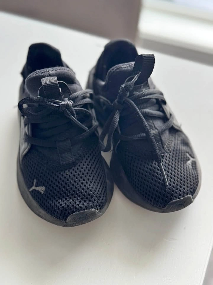 Kid’s sneakers c13 puma