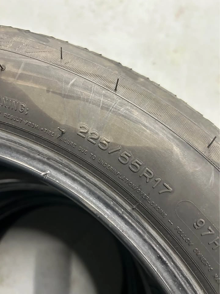 225/55 R17 Tires all season Michelin 3pcs - photo 2