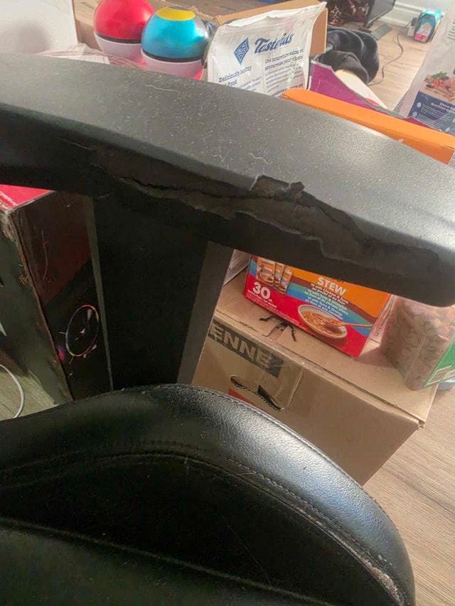 AKRacing Gaming Chair - photo 2