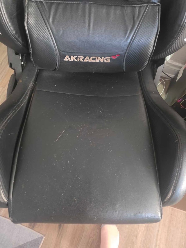 AKRacing Gaming Chair - photo 3