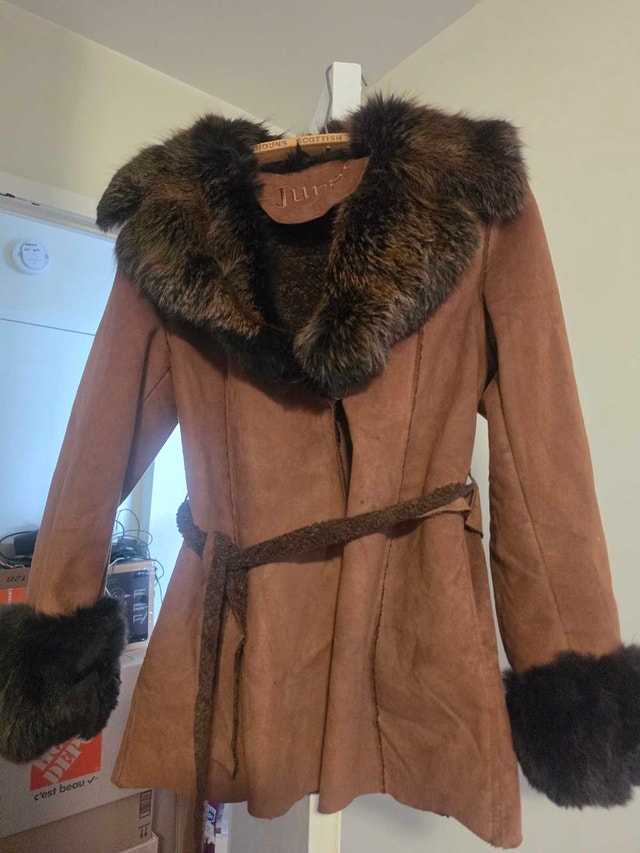 Junge Brown Suede Coat woman's