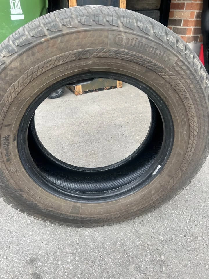 235/ 65 R16 C tire singular continental - photo 2
