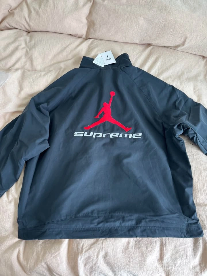 Supreme Jordan track jacket SS26 - photo 3