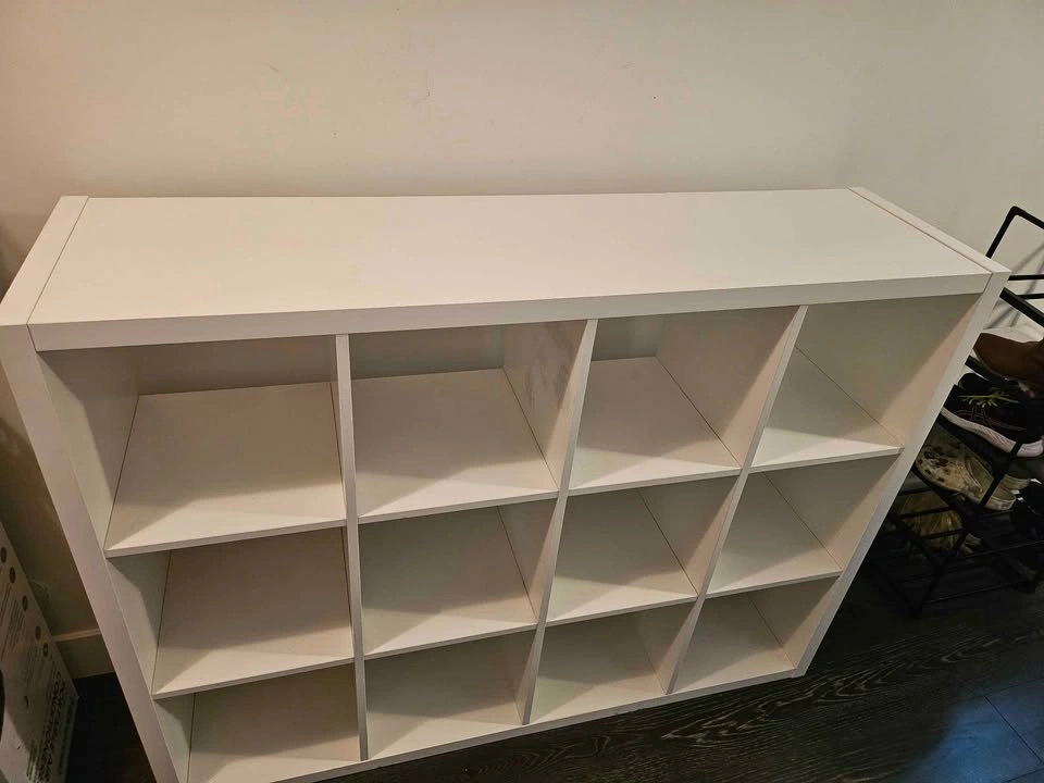 12-Cube Storage Shelf - photo 2