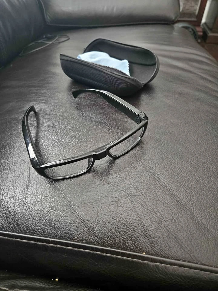Black Smart Glasses recorder with Case