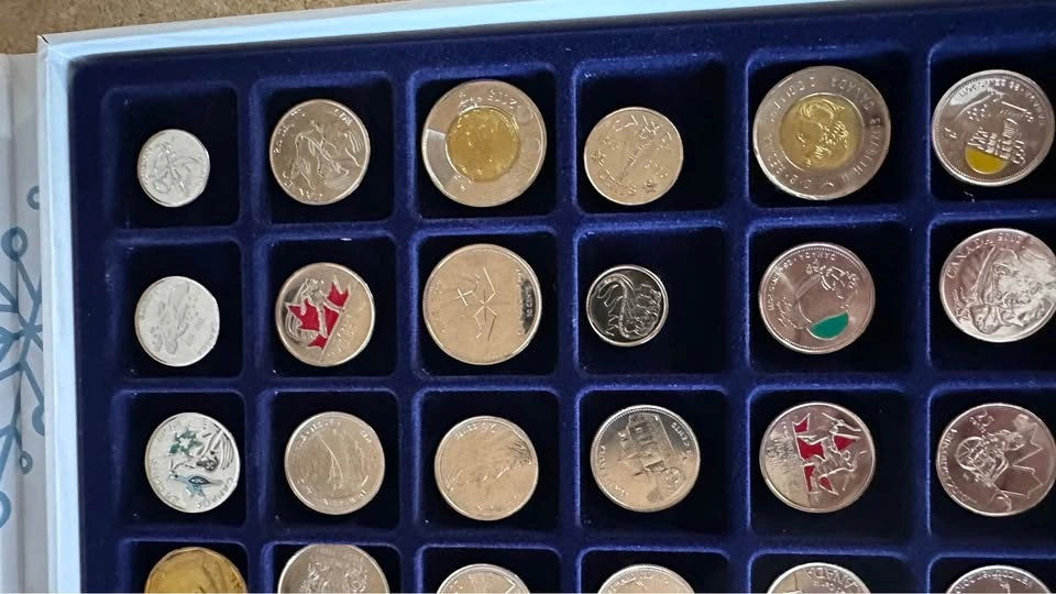 Canadian Commemorative Coin Collection - photo 5