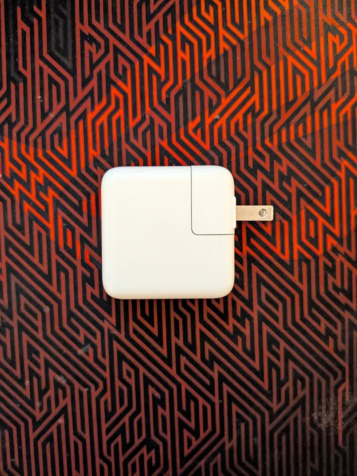 Apple 30W USB-C Charger