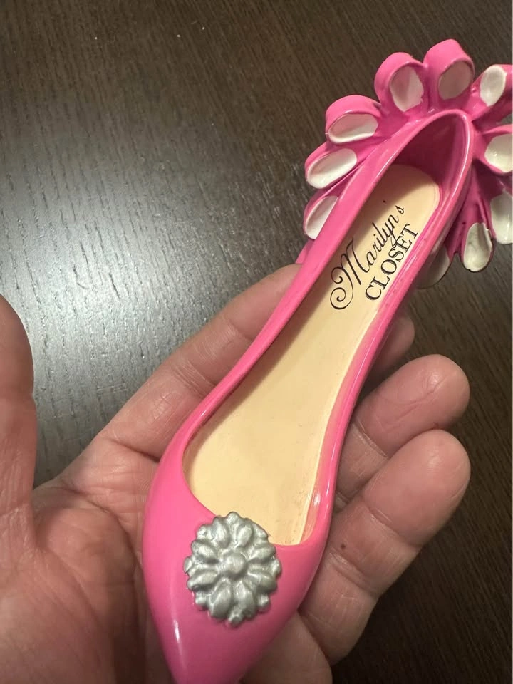 Mini Stiletto Shoe Figurine Diva's Closet Fashion Women - photo 2
