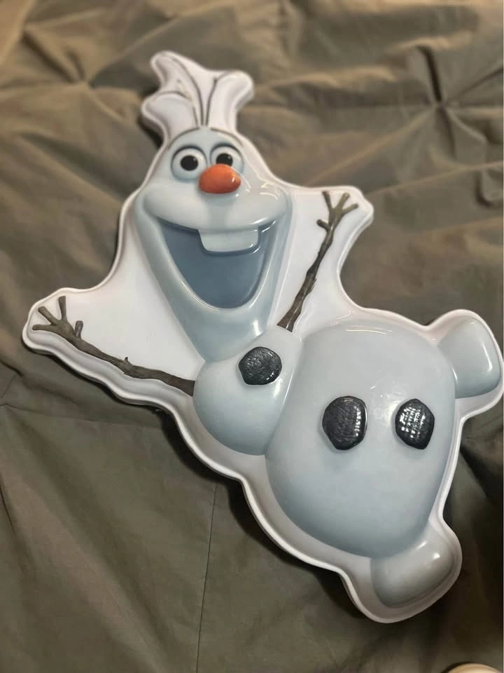 LED Wall Friends FROZEN OLAF the Snowman Disney Night Light - photo 2