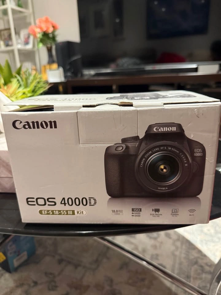 Canon EOS 4000D DSLR Camera with EF-S 18-55mm Lens Kit - photo 4