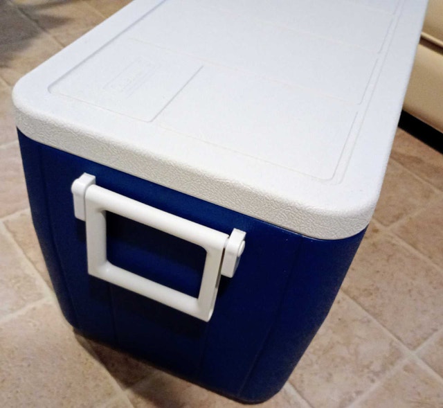 Coleman 48 quart cooler - photo 3