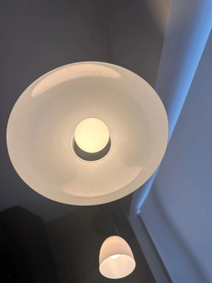 Modern IKEA Standing Lamp – Excellent Condition - photo 3