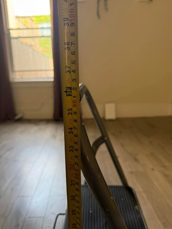 Medium size stepping ladder - photo 5