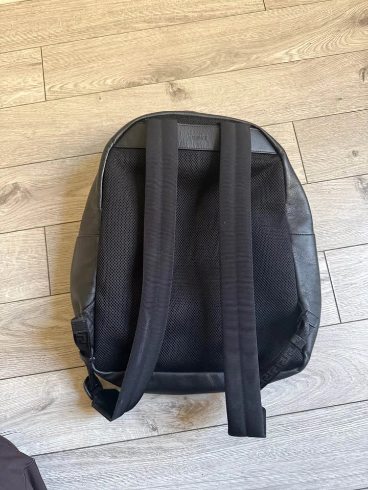 Men’s Versace, leather backpack in black with gold trim - photo 3