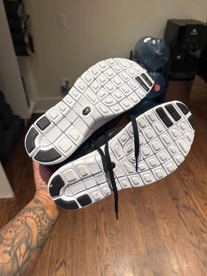 Sneakers (5.5Y / 7womens) - photo 3