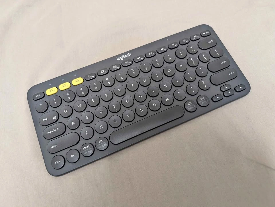 Logitech Pebble Keys Bluetooth Keyboard (K380)
