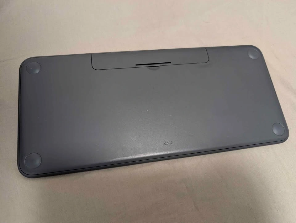 Logitech Pebble Keys Bluetooth Keyboard (K380) - photo 3