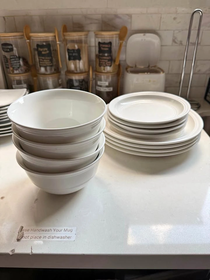 4 Sets of Dinner plates, side plates and bowls