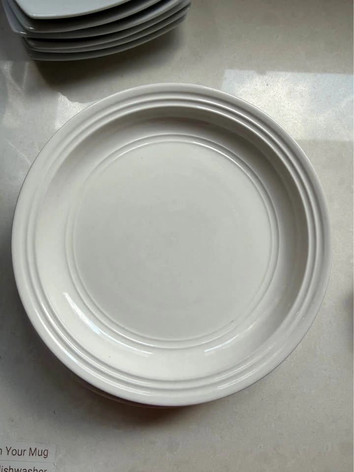 4 Sets of Dinner plates, side plates and bowls - photo 5