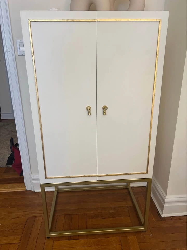 White and Gold Bar Cabinet - photo 3