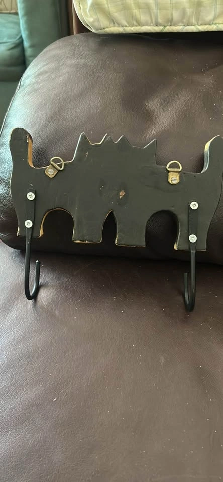 MCM Vintage Wooden Wall Hook with Hand-Painted Cats - photo 4