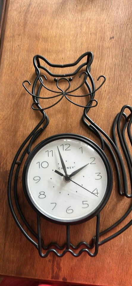 MCM Decorative Black Metal Wire Cat-Shaped Wall Clock - photo 3