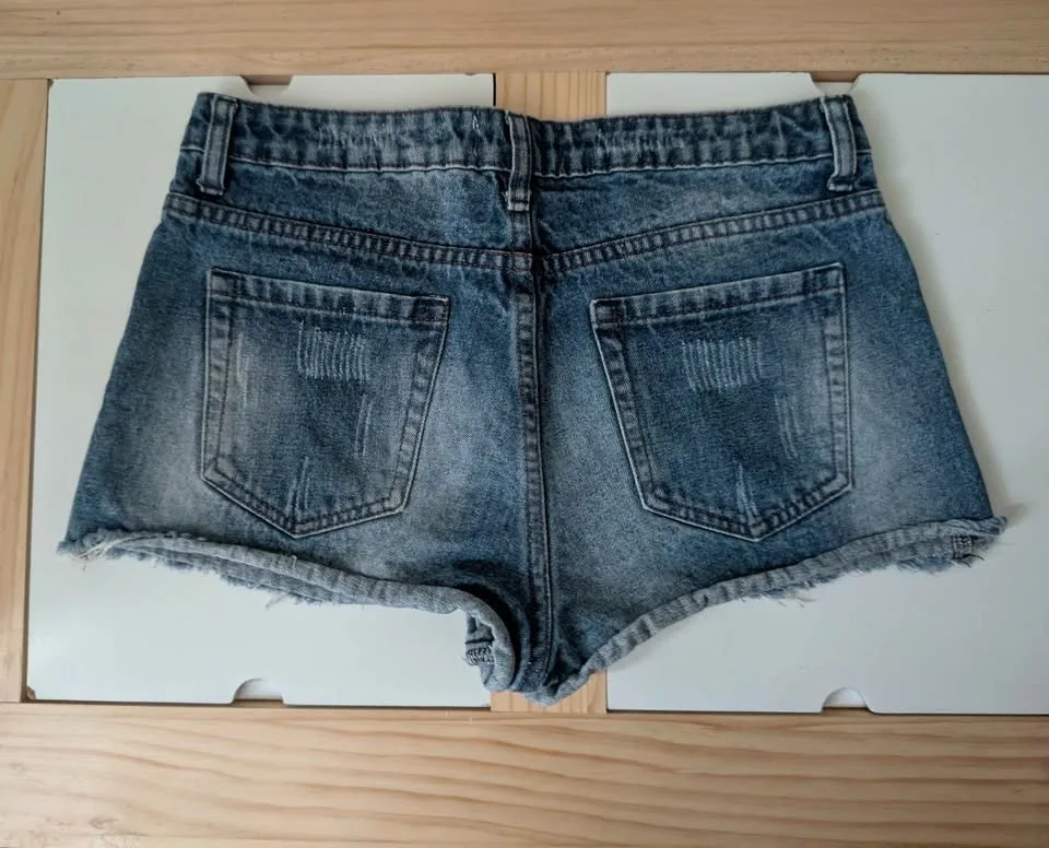 Forever 21 (M) Lace jean shorts - photo 2